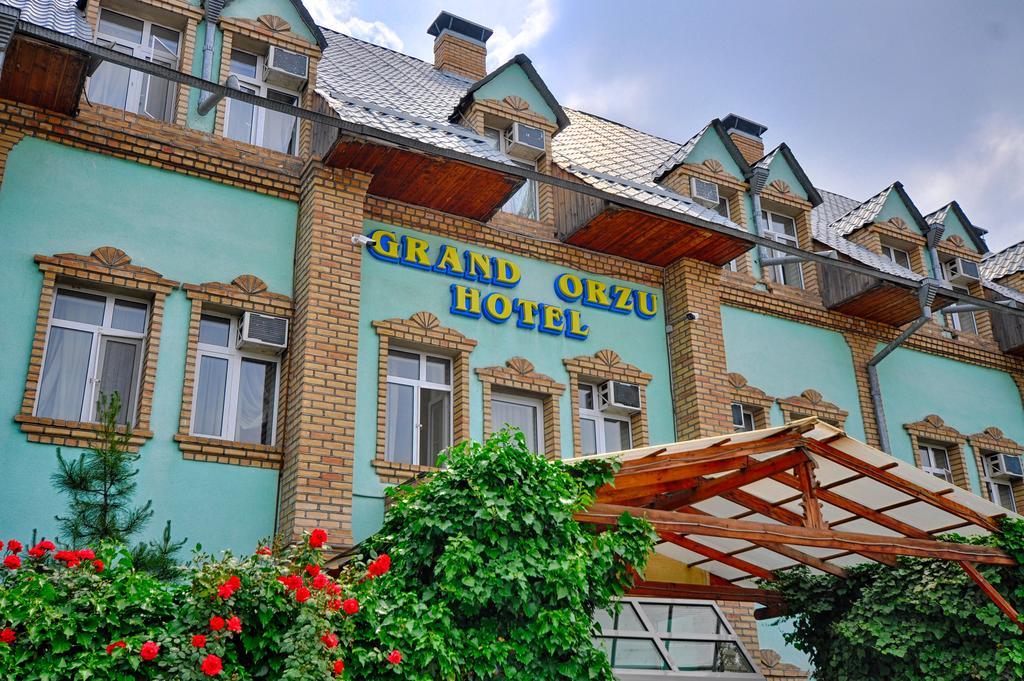 Grand Orzu Hotel Taskent Exterior foto